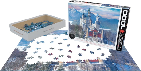 Neuschwanstein Castle in Winter 1000-Piece Puzzle